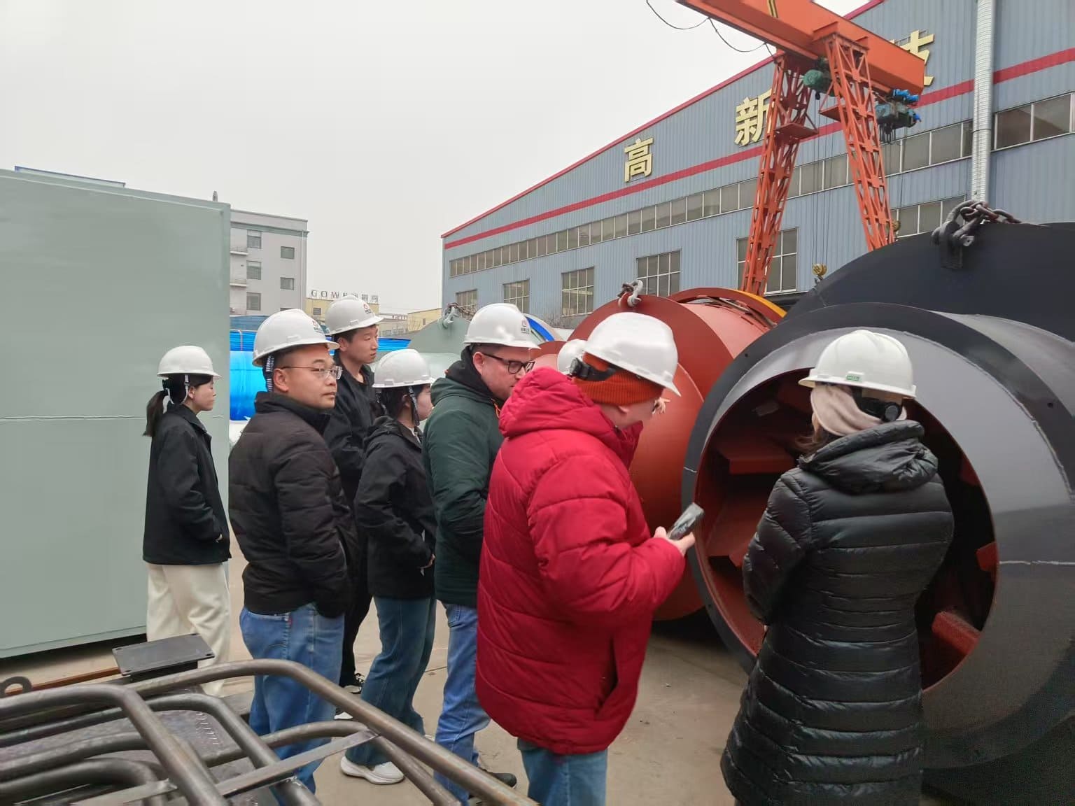 Russian customers visit the factory
